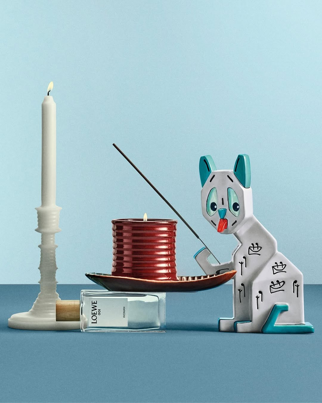 LOEWE PERFUMES - Set design - Parfum et bougies - objets du quotidien
